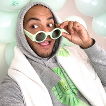 Load image into Gallery viewer, HUGE HONOR Sweatshirt - Mint